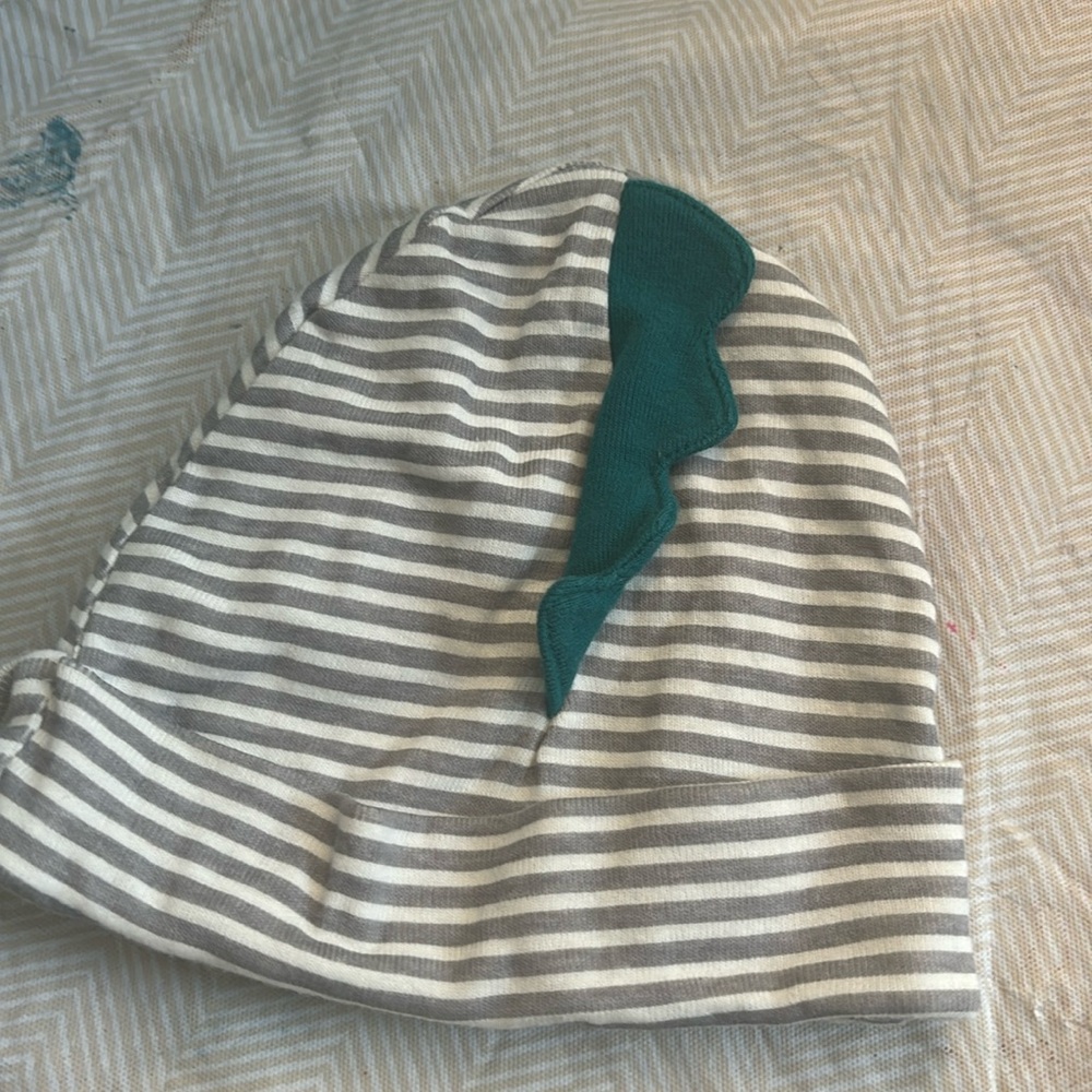 🧸10/$10 BABY SALE - hat
